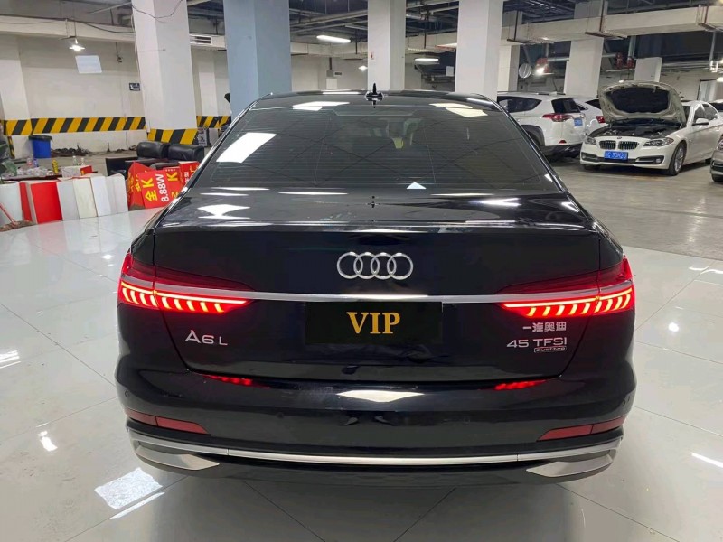 成都22年奥迪A6L5