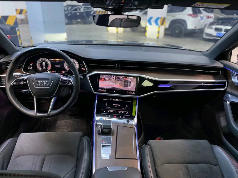 成都22年奥迪A6L7