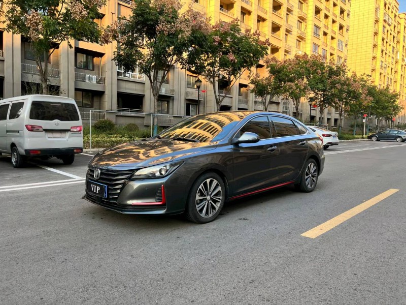 徐州22年长安汽车CC3