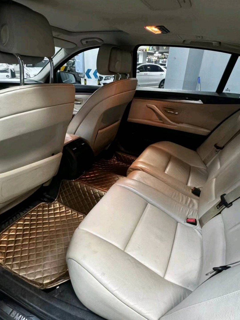 成都11年宝马5系8