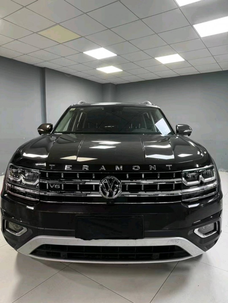 成都18年大众途昂1