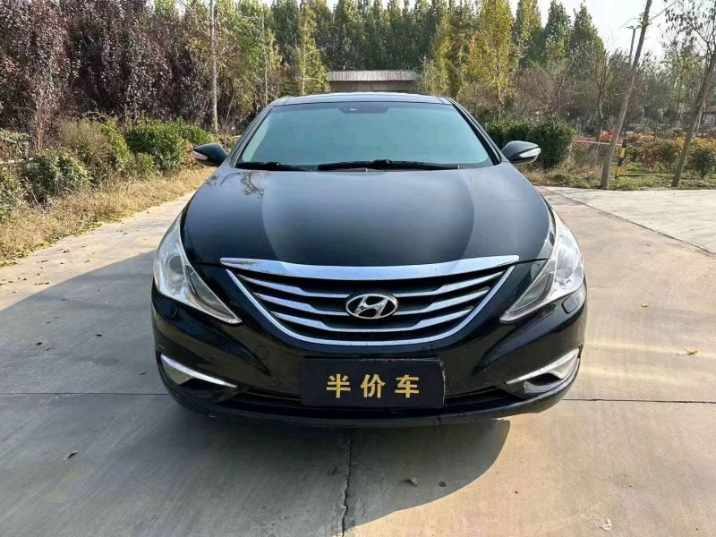 东营15年现代索纳塔八1