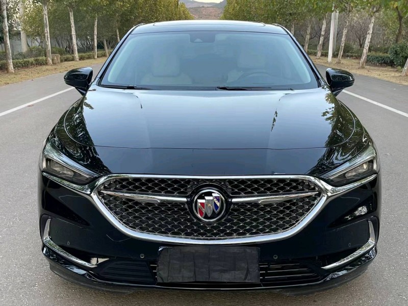 徐州22年别克艾维亚1