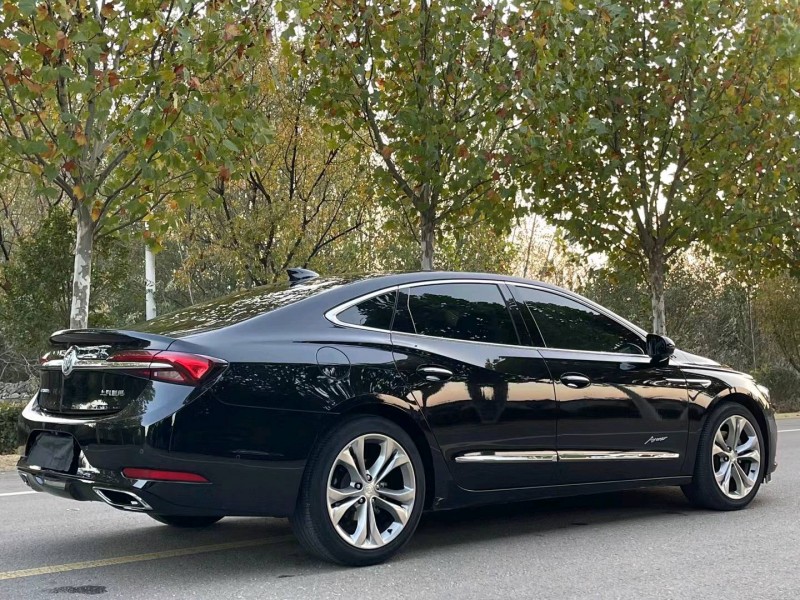 徐州22年别克艾维亚7