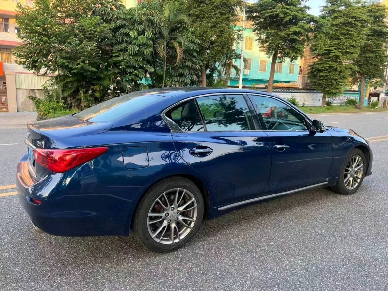 珠海16年英菲尼迪Q50L7