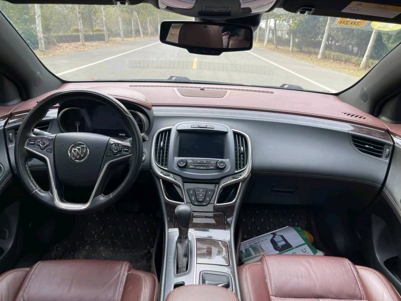 徐州14年别克君越4