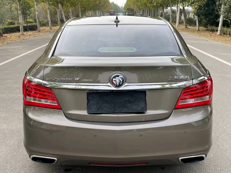 徐州14年别克君越9