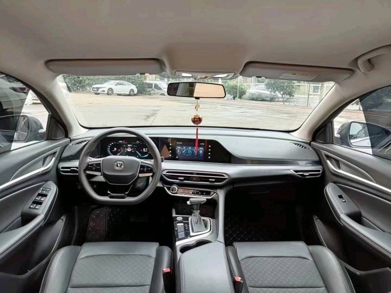 珠海22年长安汽车逸动8