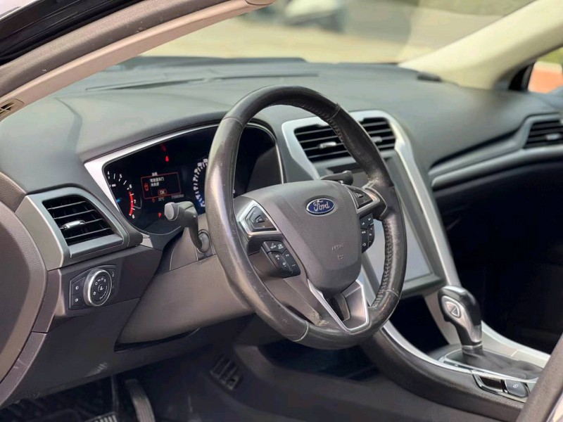 汕头15年福特蒙迪欧5