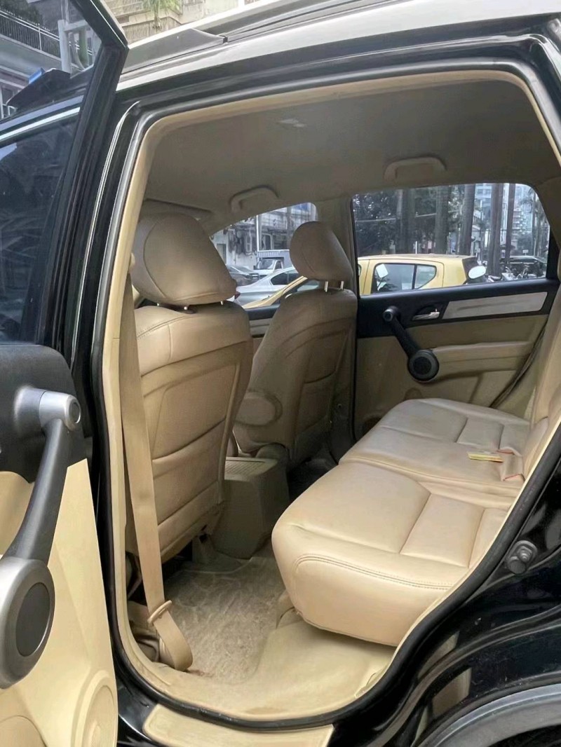 汕头11年本田CRV8