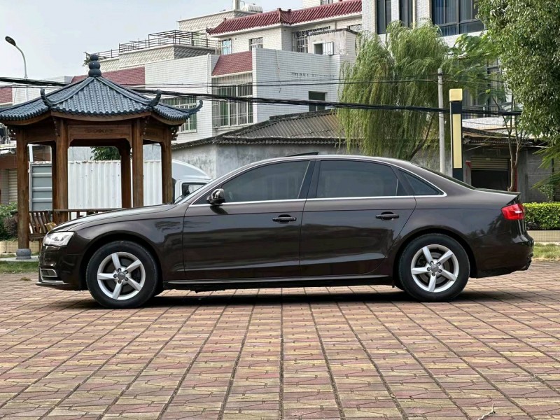 汕头14年奥迪A4L6