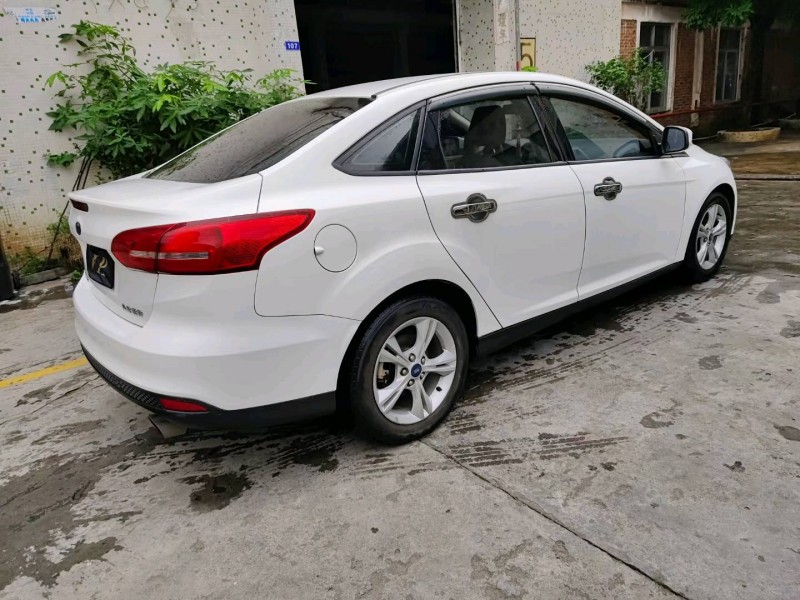 广州17年福特福克斯7