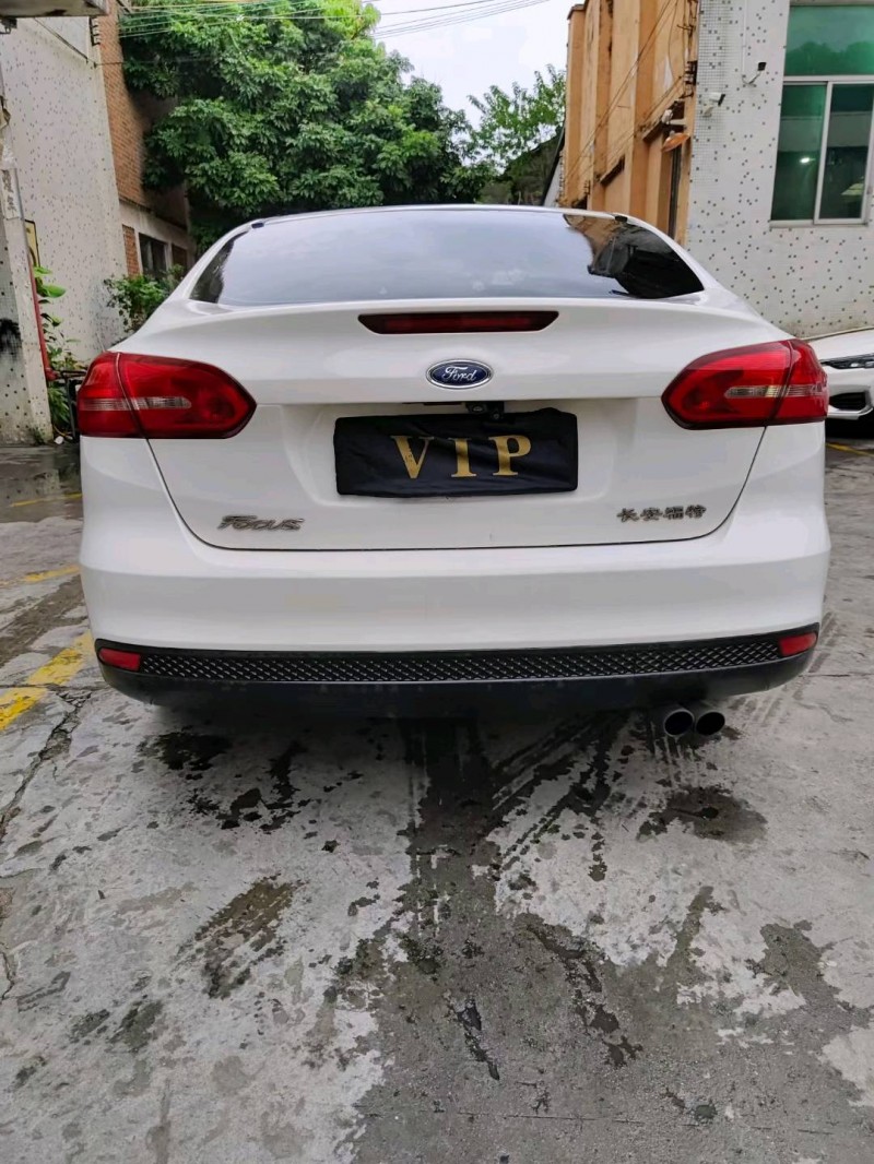 广州17年福特福克斯9