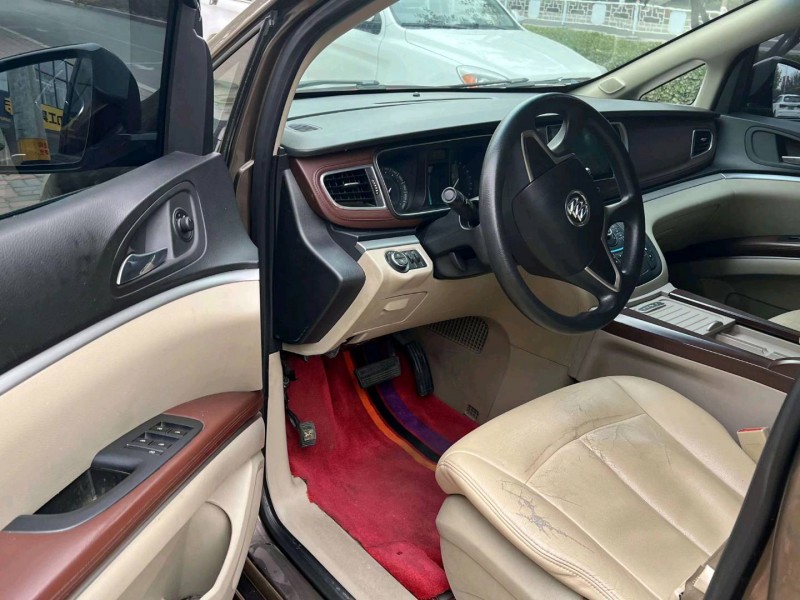 邢台15年别克GL87