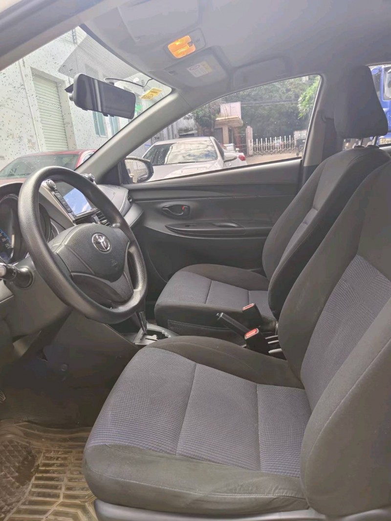 广州17年丰田YARiS L 致享4
