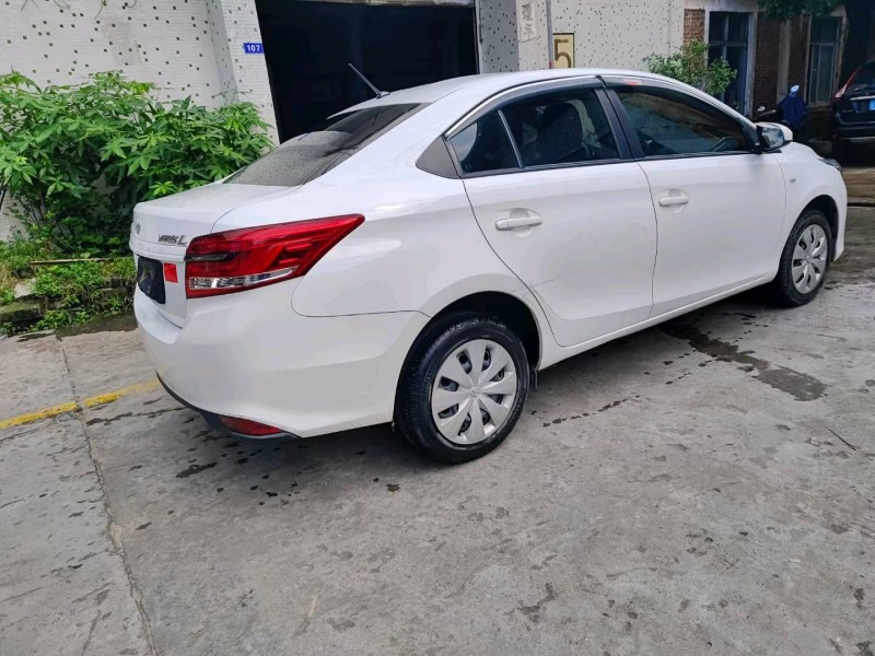 广州17年丰田YARiS L 致享7