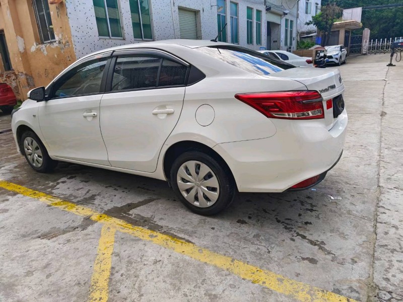 广州17年丰田YARiS L 致享8