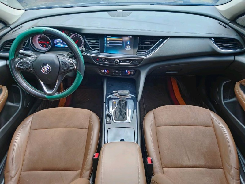 广州20年别克君威5