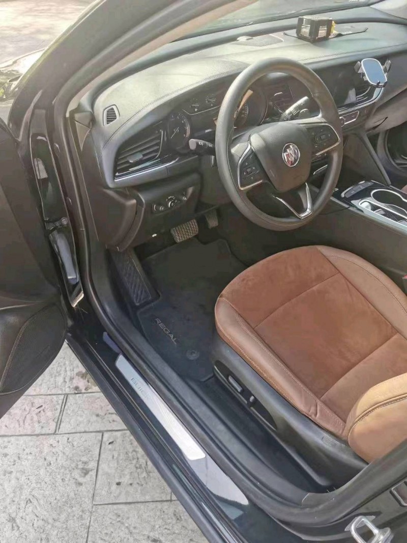 苏州22年别克君威6