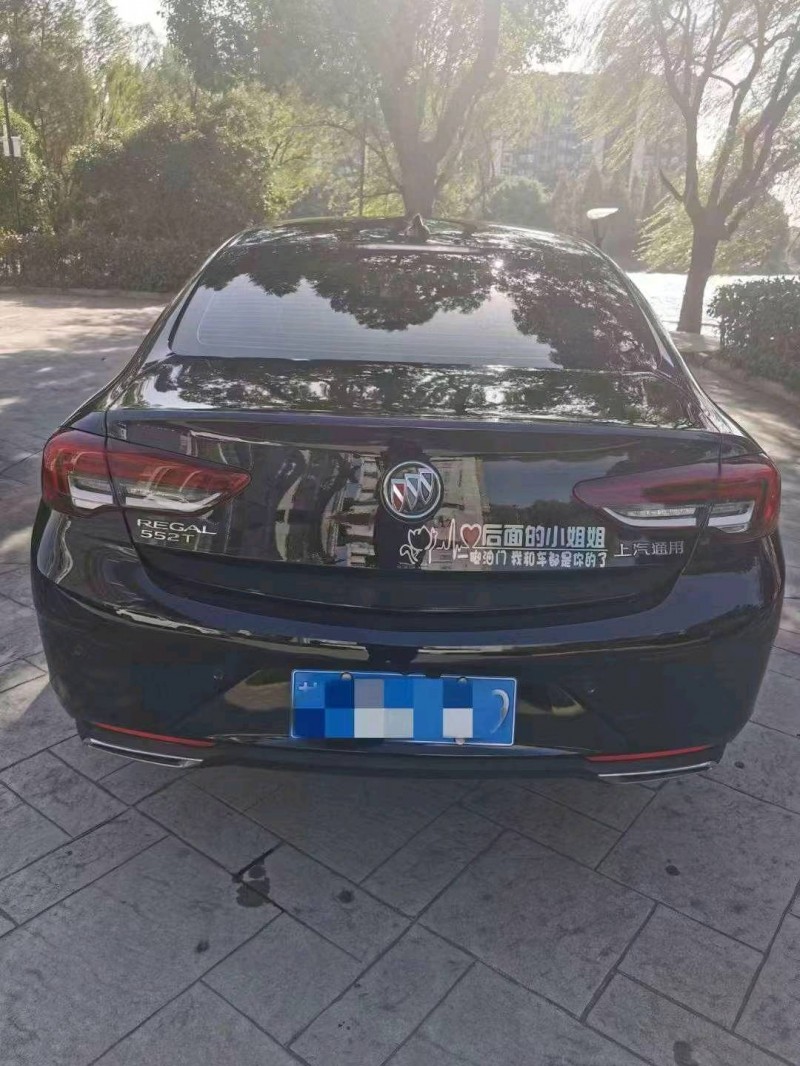 苏州22年别克君威9