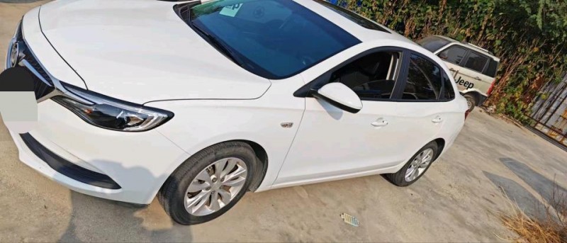 枣庄21年别克英朗1