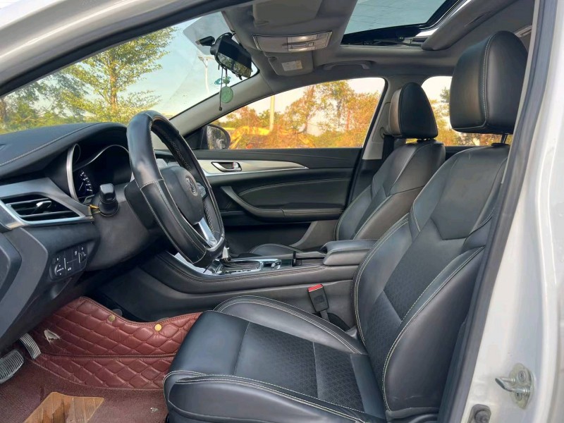 汕头18年长安汽车逸动4