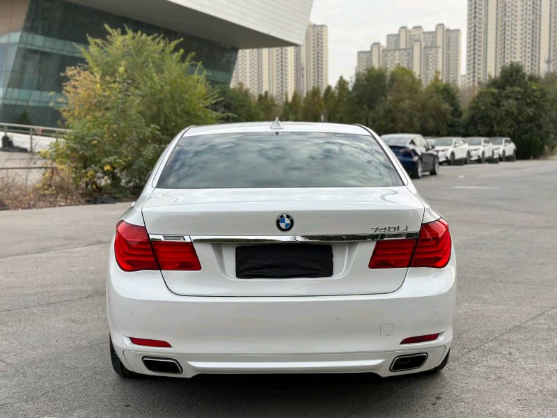 邯郸12年宝马7系8