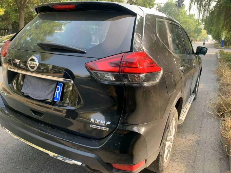 邯郸18年日产奇骏5