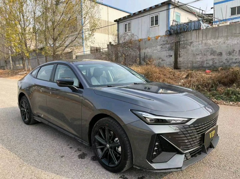 青岛23年长安汽车UNI-V3