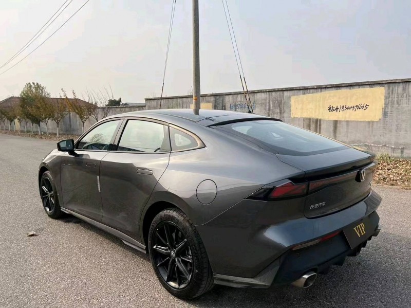 青岛23年长安汽车UNI-V5