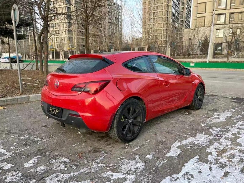 沈阳14年欧宝GT4