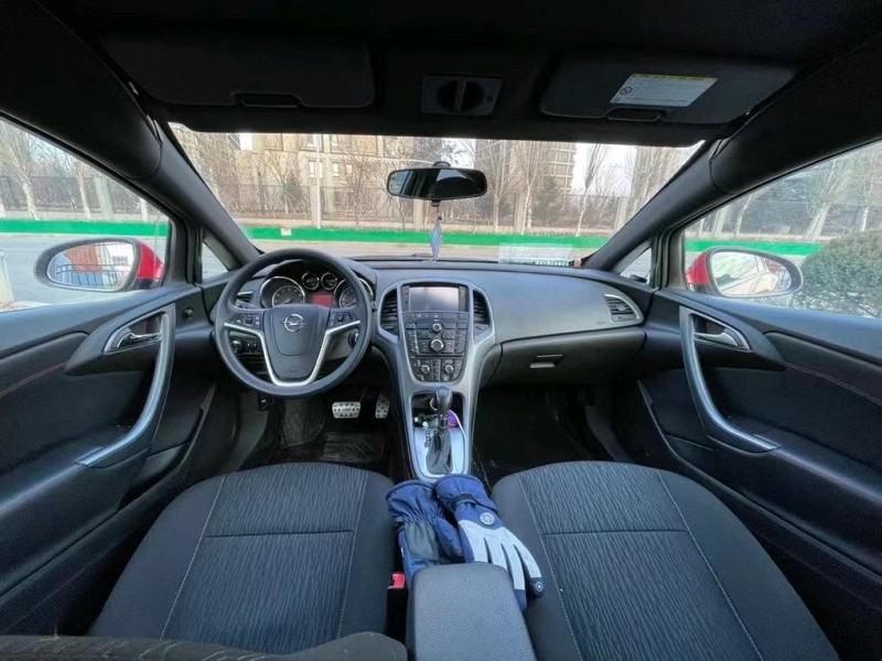 沈阳14年欧宝GT7