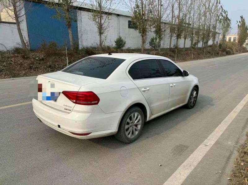 东营17年大众朗逸7
