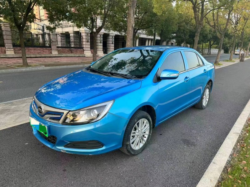 嘉兴22年比亚迪e52