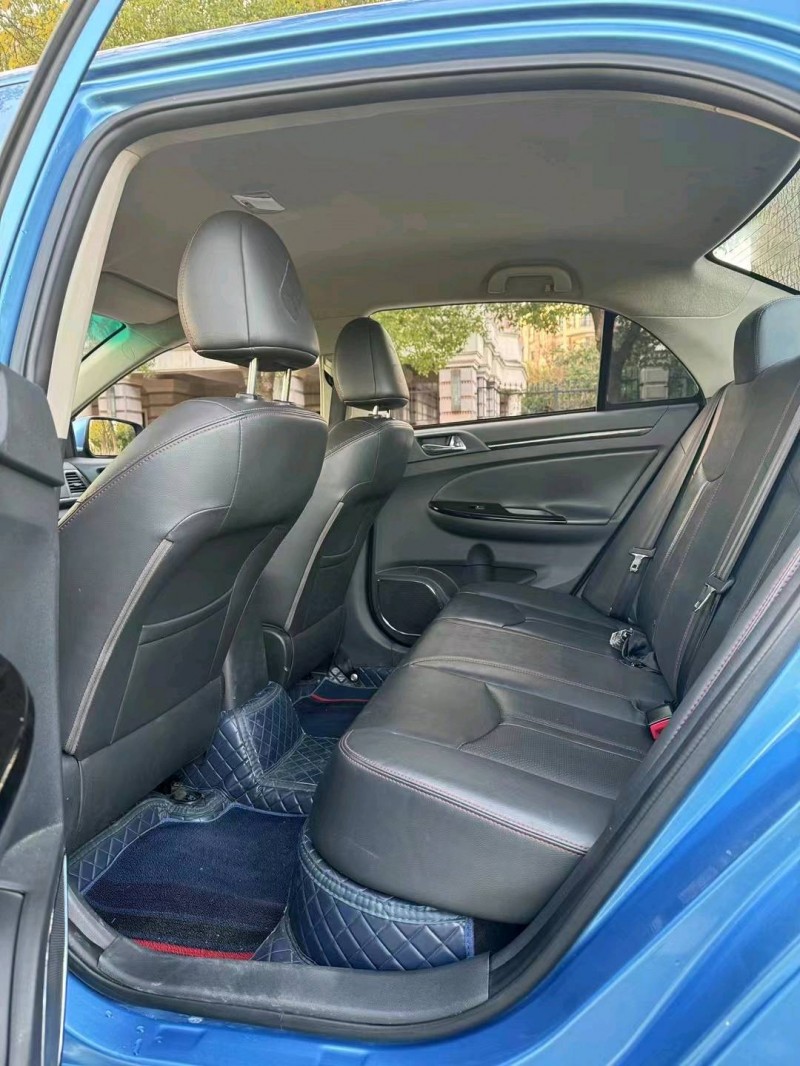 嘉兴22年比亚迪e58