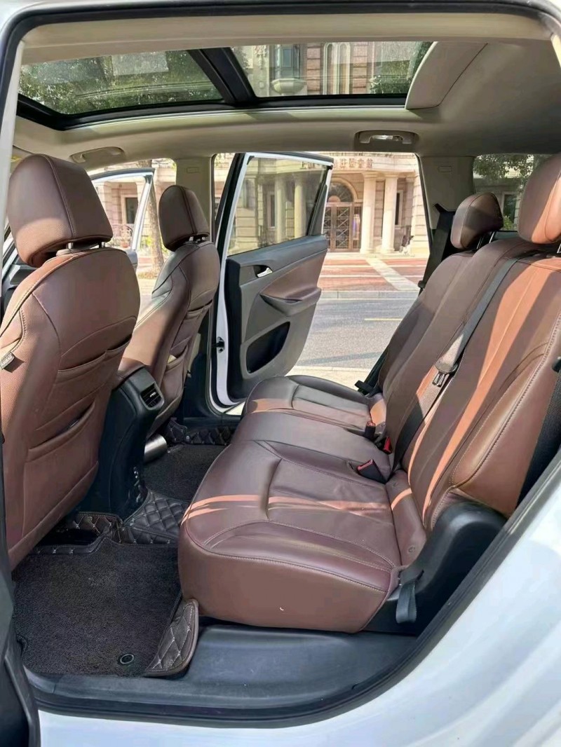 嘉兴19年别克GL64