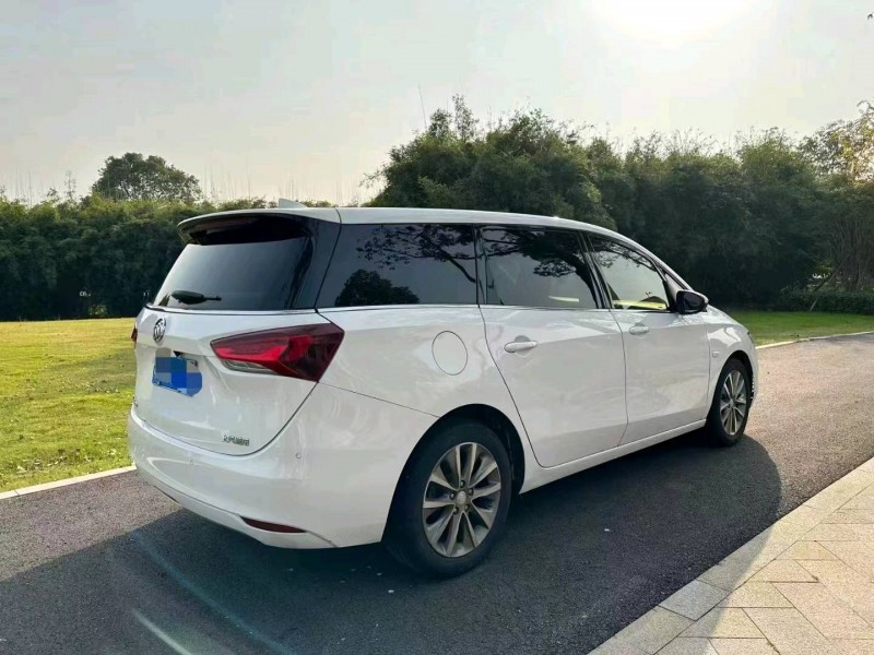 嘉兴19年别克GL65