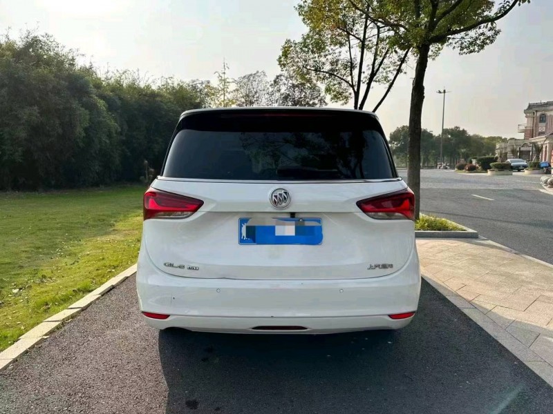 嘉兴19年别克GL69