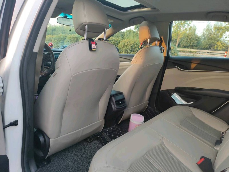 徐州16年别克英朗6