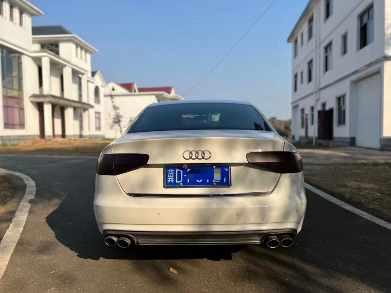 上饒14年奧迪A4L9