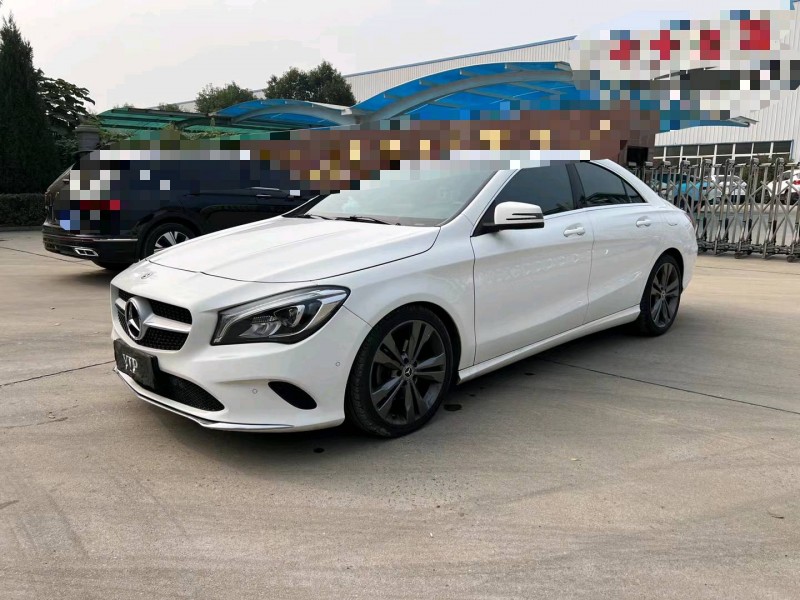 济宁18年奔驰CLA3