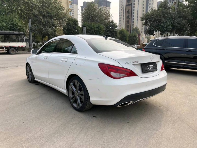 济宁18年奔驰CLA8