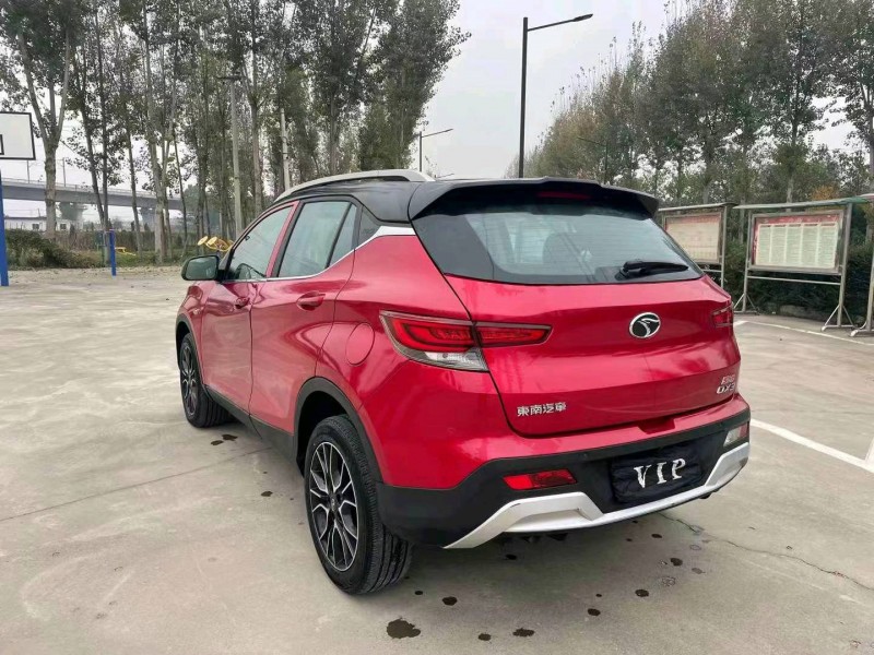 咸陽17年東南汽車DX37