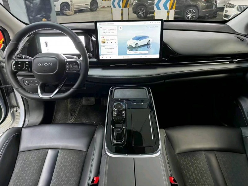 成都23年传祺埃安 PLUS4