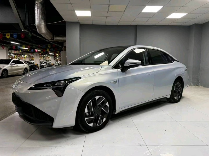 成都23年传祺埃安 PLUS6