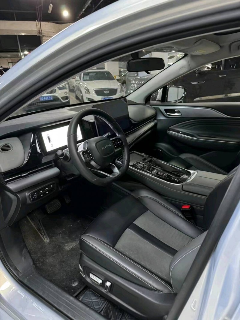 成都23年传祺埃安 PLUS7