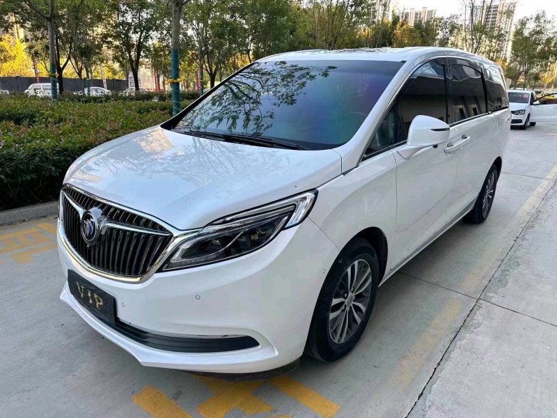 济宁16年别克GL83