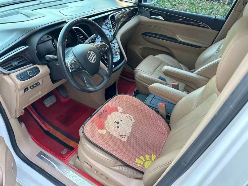 济宁16年别克GL84