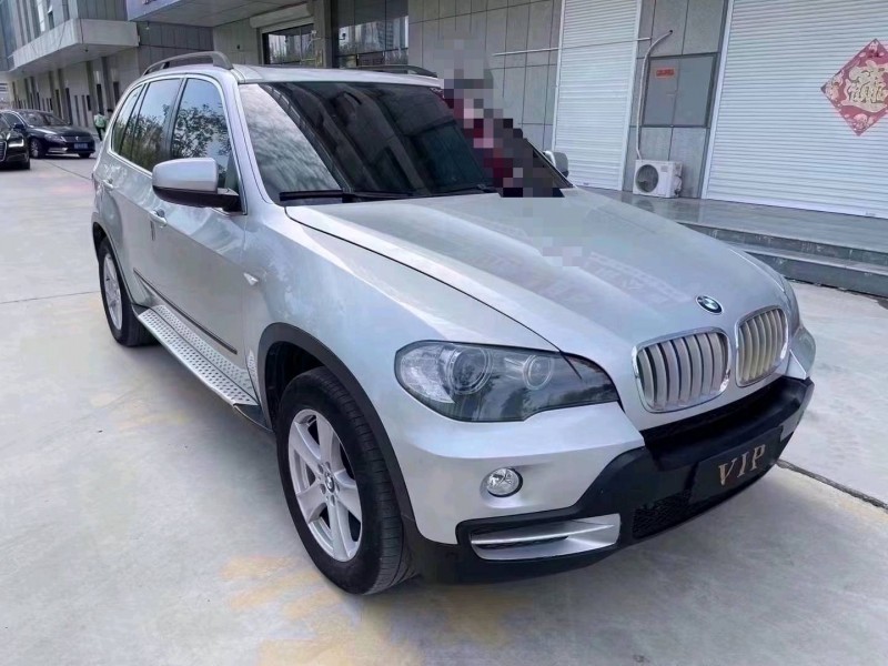 济宁08年宝马X52