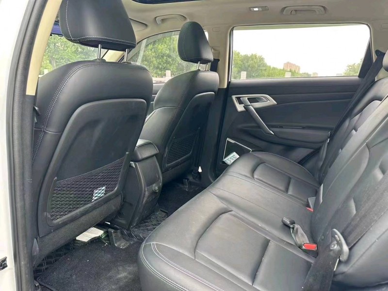 徐州16年路虎发现神行8